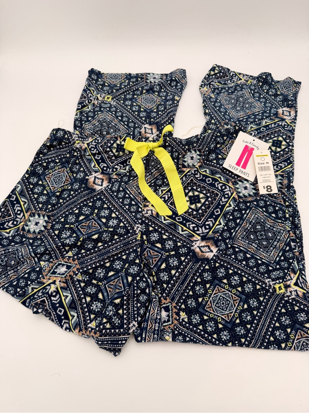 Cozy Pajama Pants Beautiful Pattern with Neon Tie Medium (8/10)